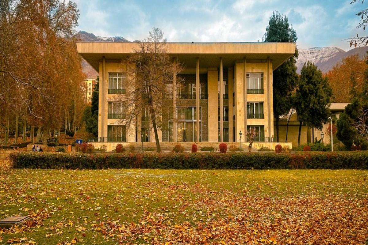 کاخ موزه نیاوران
